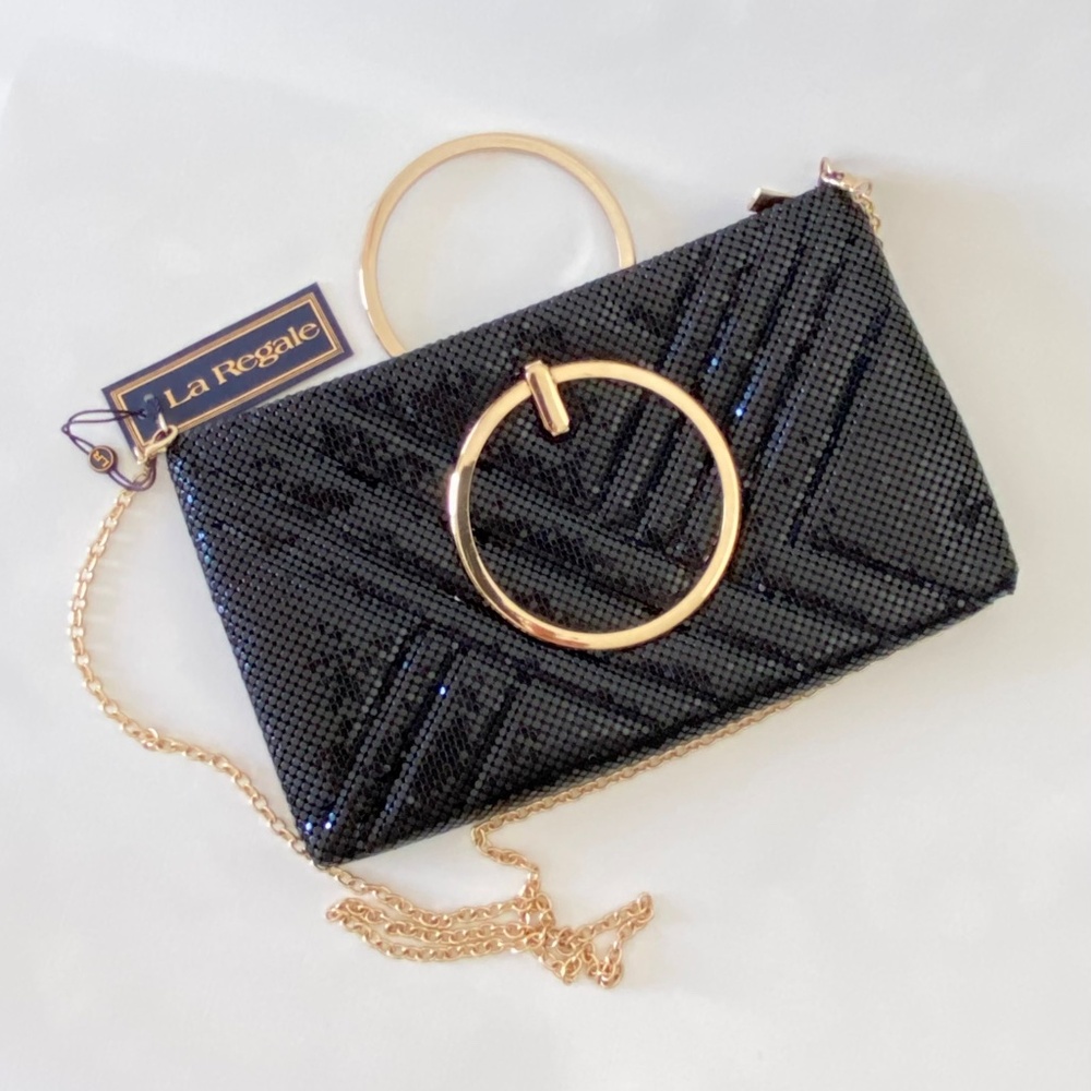 La Regale mesh bag with Gold bangle handle